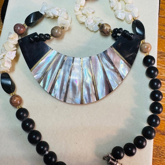 Black Beaded, MOP, Necklace With Abalone Pendant - Picture 1 of 6